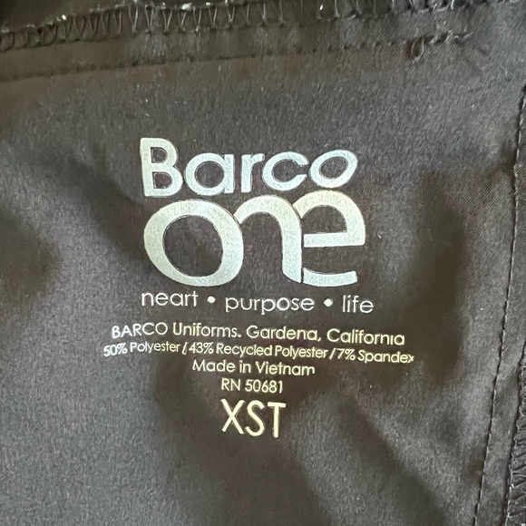 Grey’s Anatomy Barco One scrub joggers - Picture 3 of 3